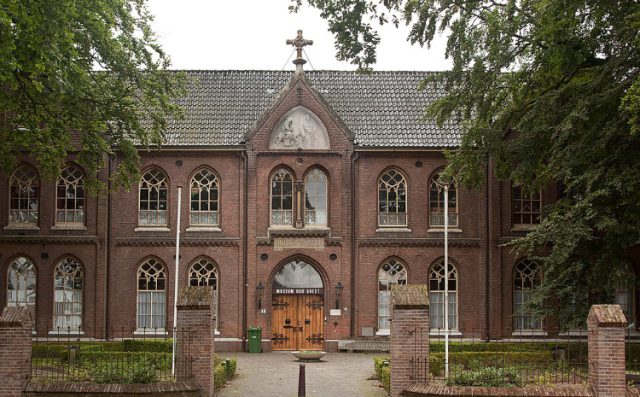 Foto: Wikipedia- Soest herdenkt Holocaustslachtoffers Foto: Wikipedia- Soest herdenkt Holocaustslachtoffers