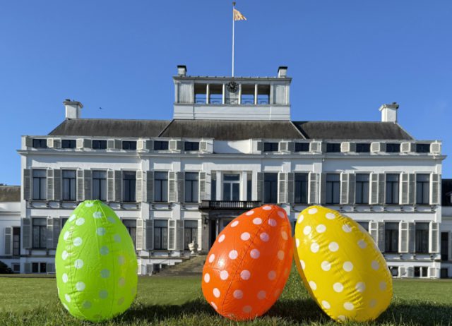 Paaseieren zoeken op Paleis Soestdijk Paaseieren zoeken op Paleis Soestdijk