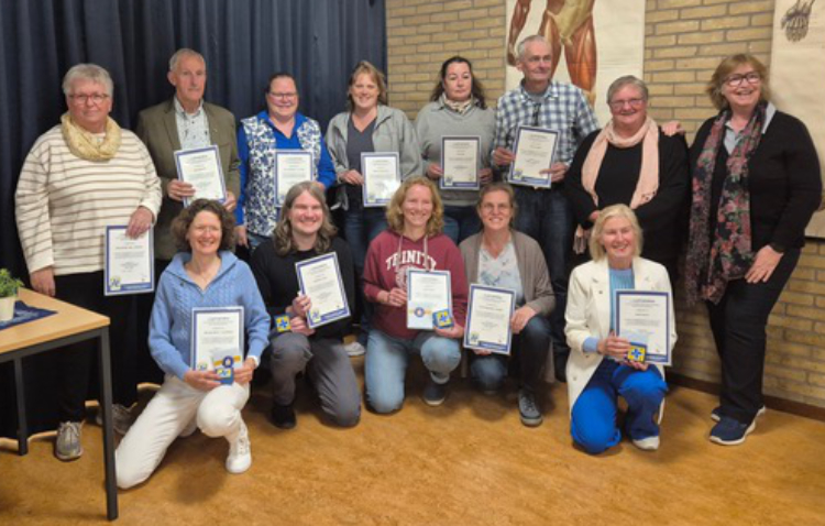 Zestien jubilarissen en zilveren Tilanus voor EHBO Soest