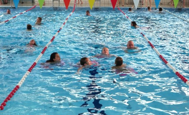 Zwem4Daagse keert terug naar Sportboulevard de Engh in Soest Zwem4Daagse keert terug naar Sportboulevard de Engh in Soest