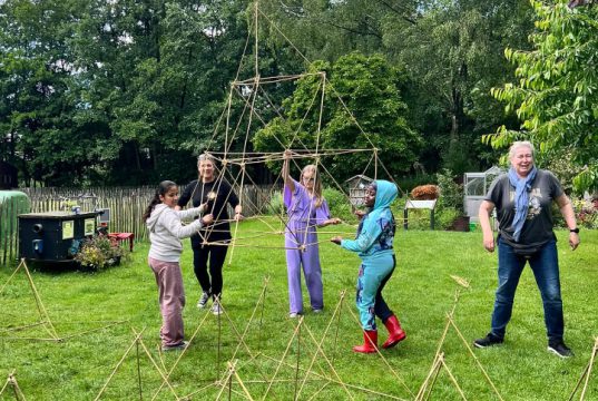 Nationale Buitenspeeldag krijgt vervolg in Soest Op de Kinderboerderij - Nationale Buitenspeeldag krijgt vervolg in Soest