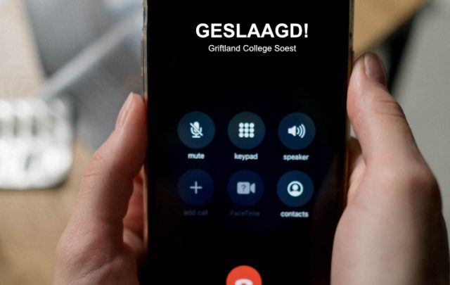 Leerlingen in spanning aan de telefoon in Soest en Soesterberg Leerlingen in spanning aan de telefoon in Soest en Soesterberg
